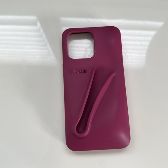 RHODE phone case - Vibrant Pink - Picture 9 of 12